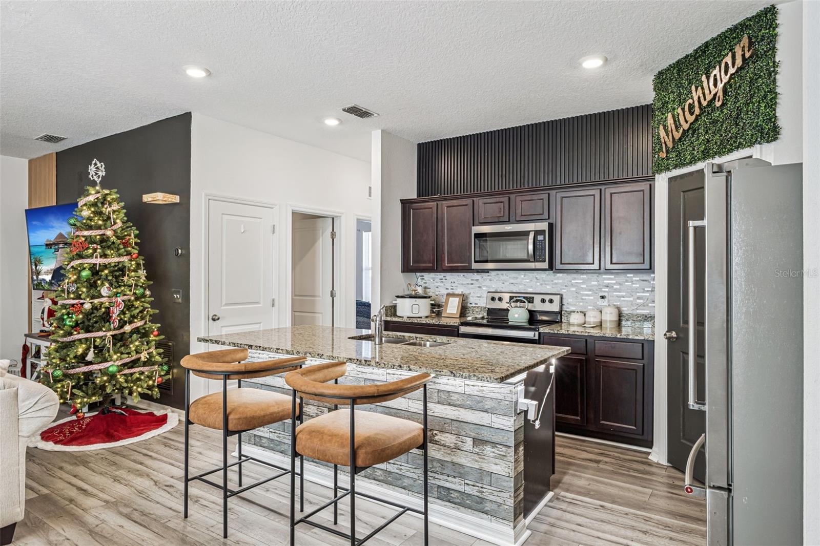 Image 8 of 28 For 5829 Bovine Drive