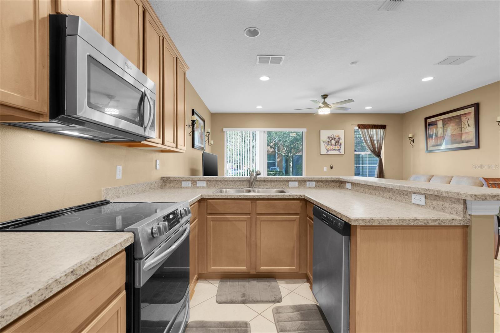 Image 10 of 30 For 2833 Shady Willow Lane