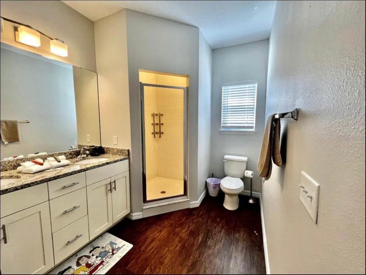 Image 12 of 13 For 5360 Diplomat Court 105