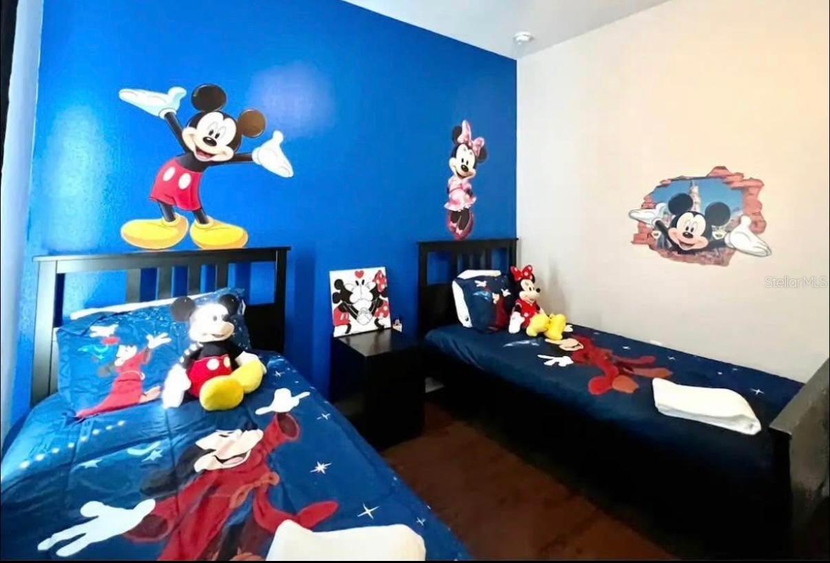 Image 8 of 13 For 5360 Diplomat Court 105