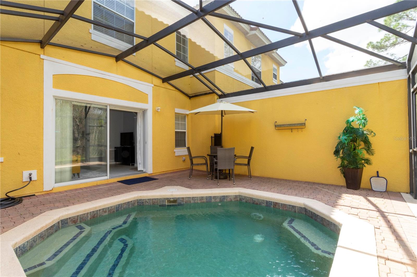 Image 10 of 54 For 3006 Yellow Lantana Lane