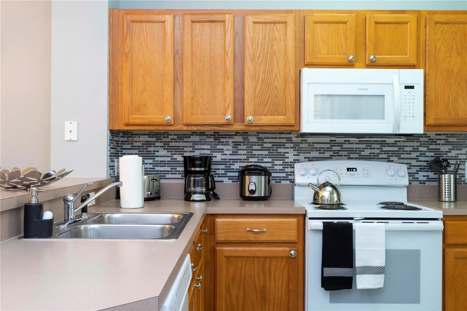 Image 12 of 54 For 3006 Yellow Lantana Lane