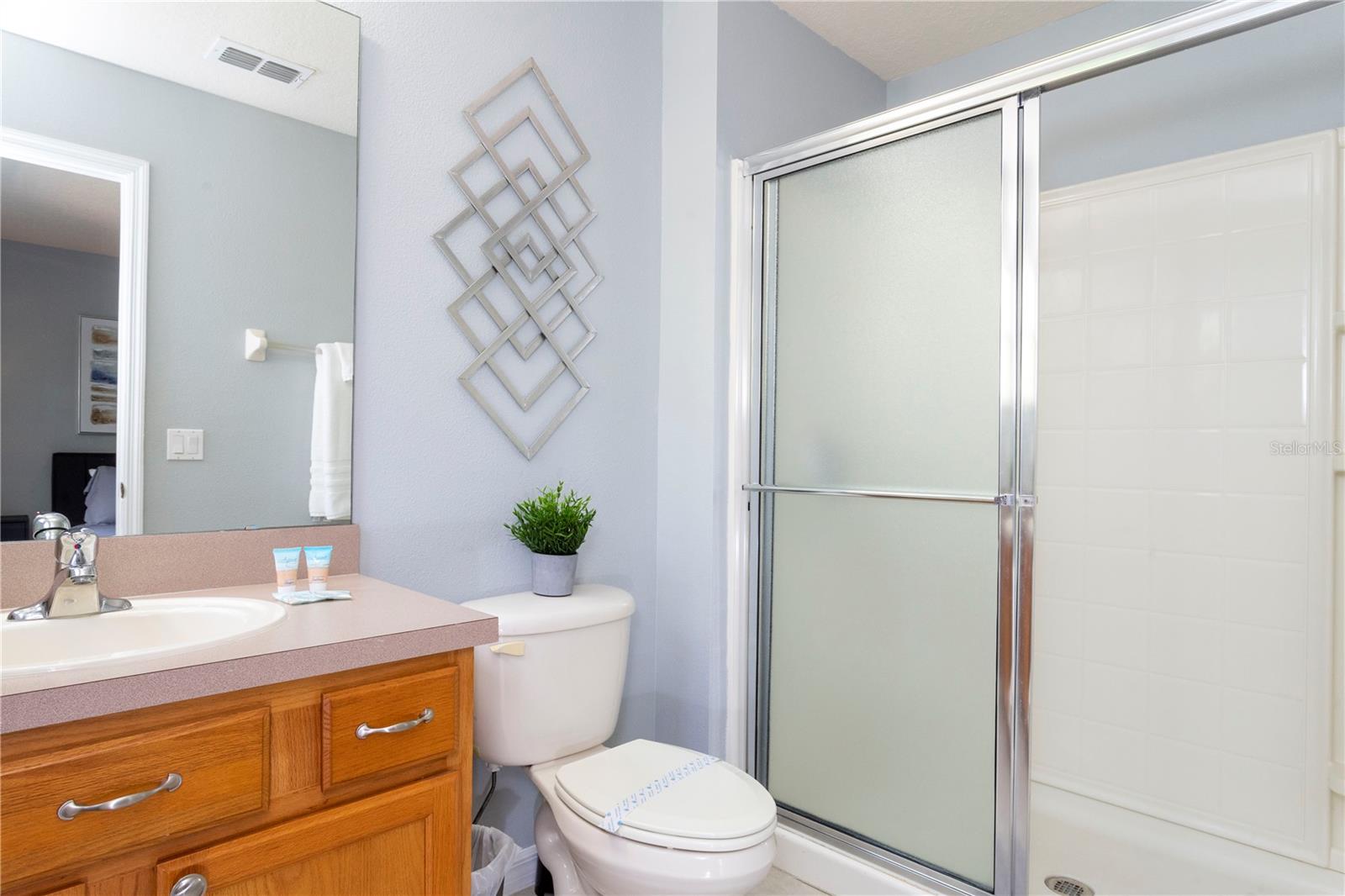 Image 35 of 54 For 3006 Yellow Lantana Lane