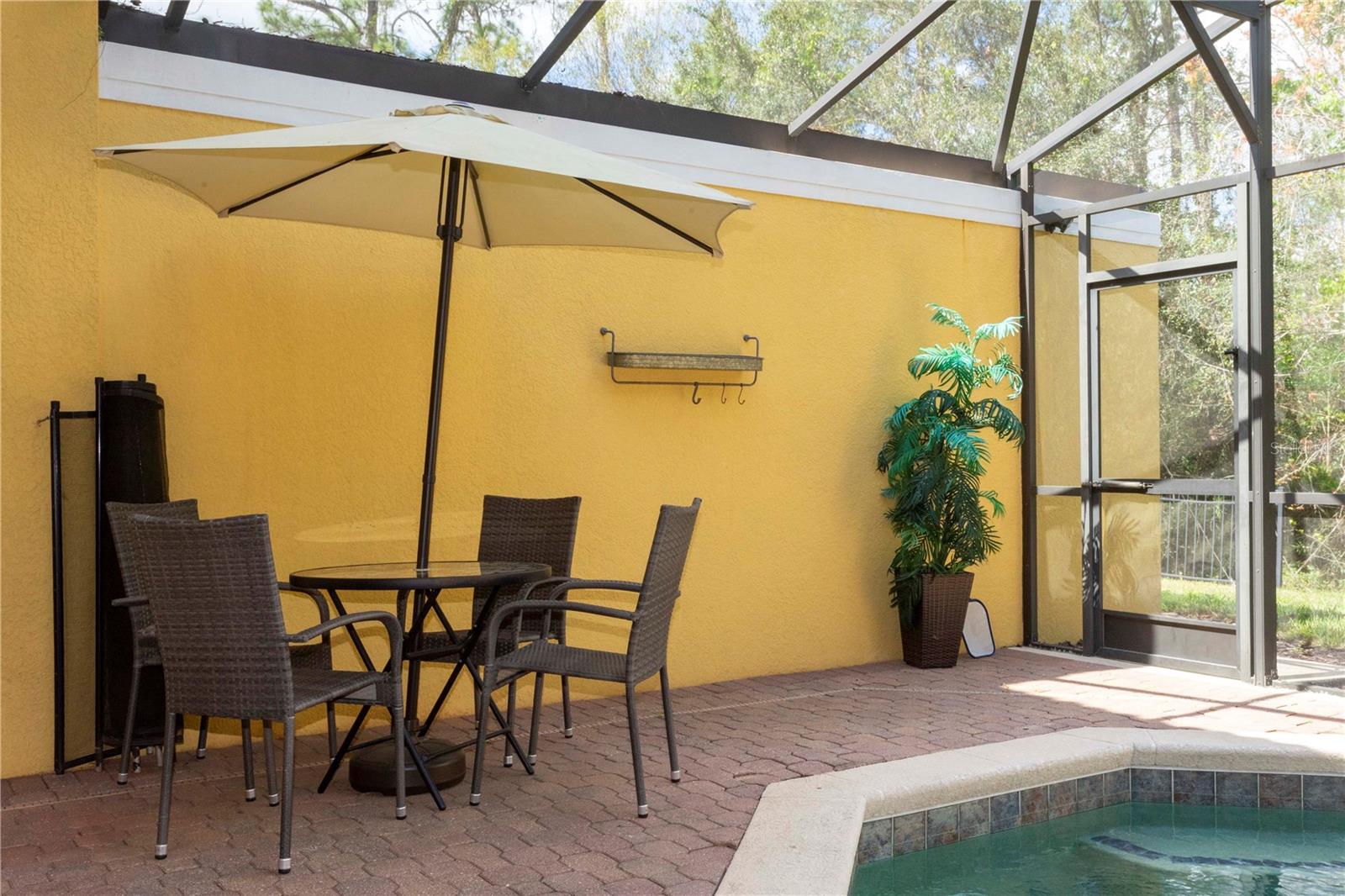 Image 40 of 54 For 3006 Yellow Lantana Lane