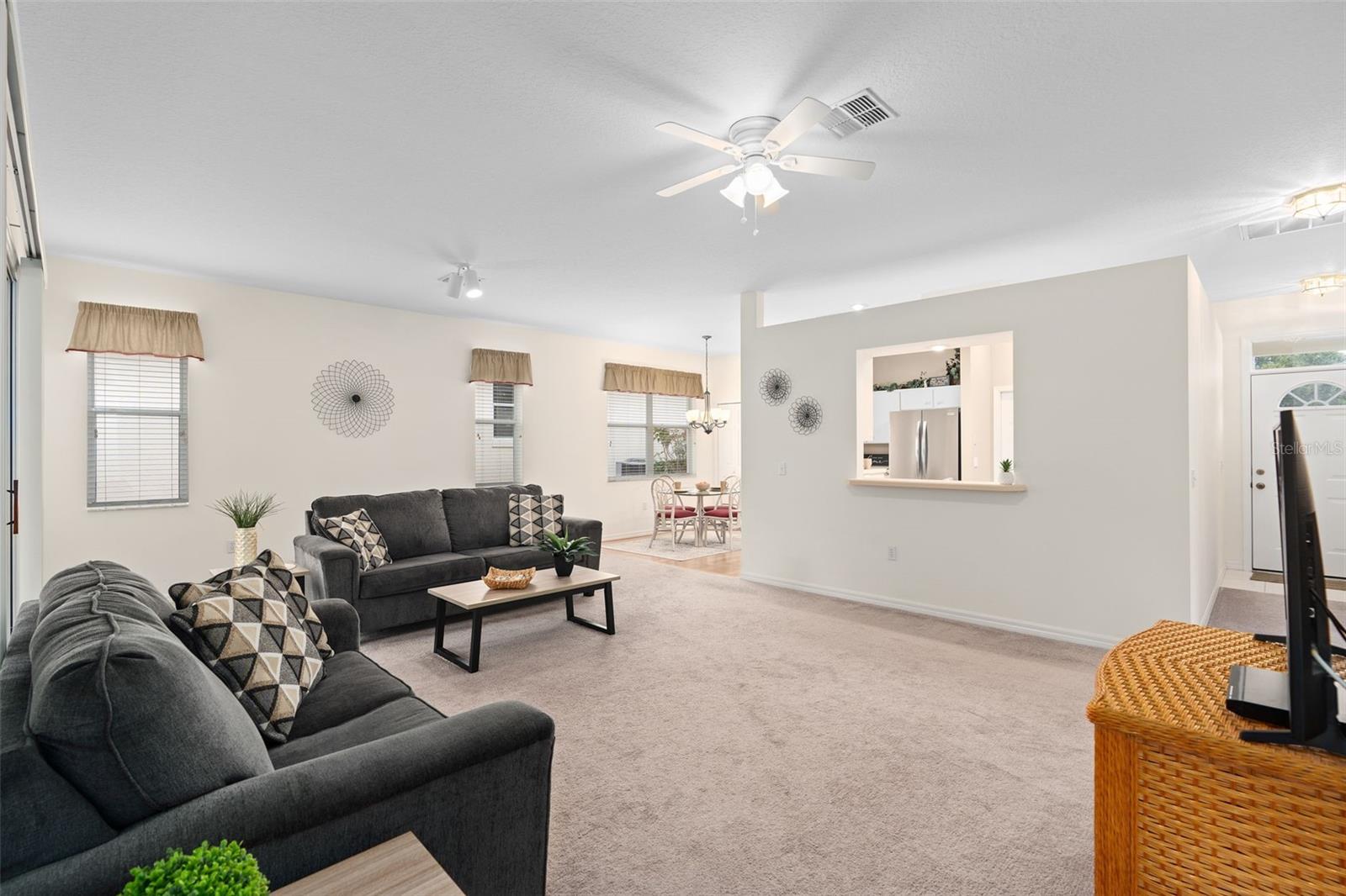 Image 11 of 43 For 321 Fernhill Drive