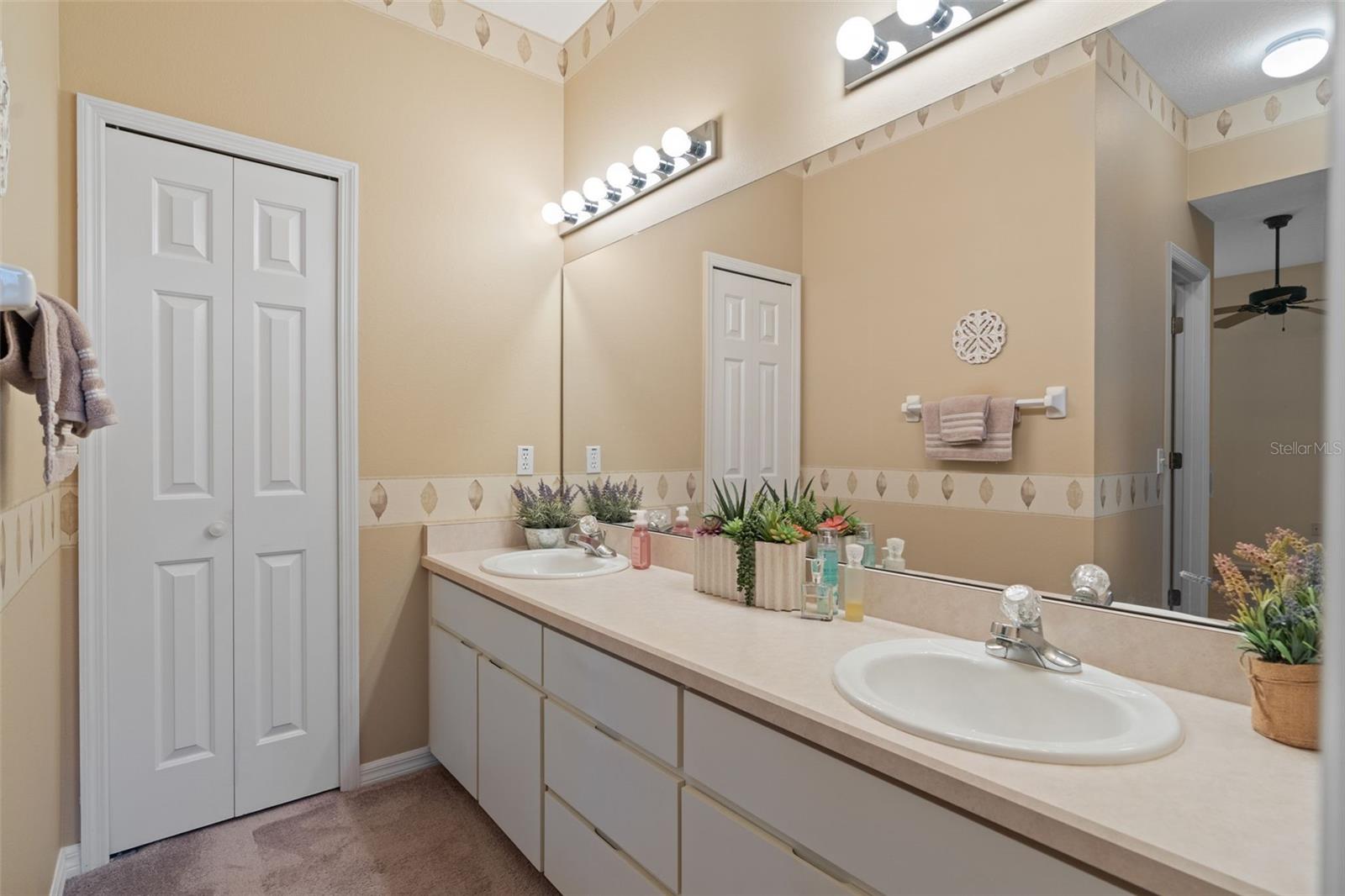 Image 26 of 43 For 321 Fernhill Drive