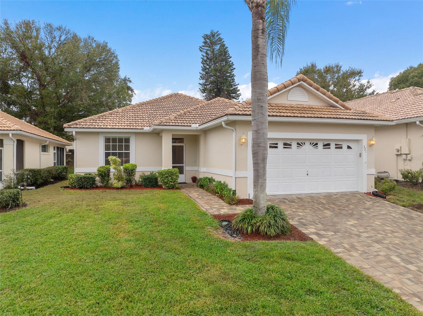 Image 3 of 43 For 321 Fernhill Drive