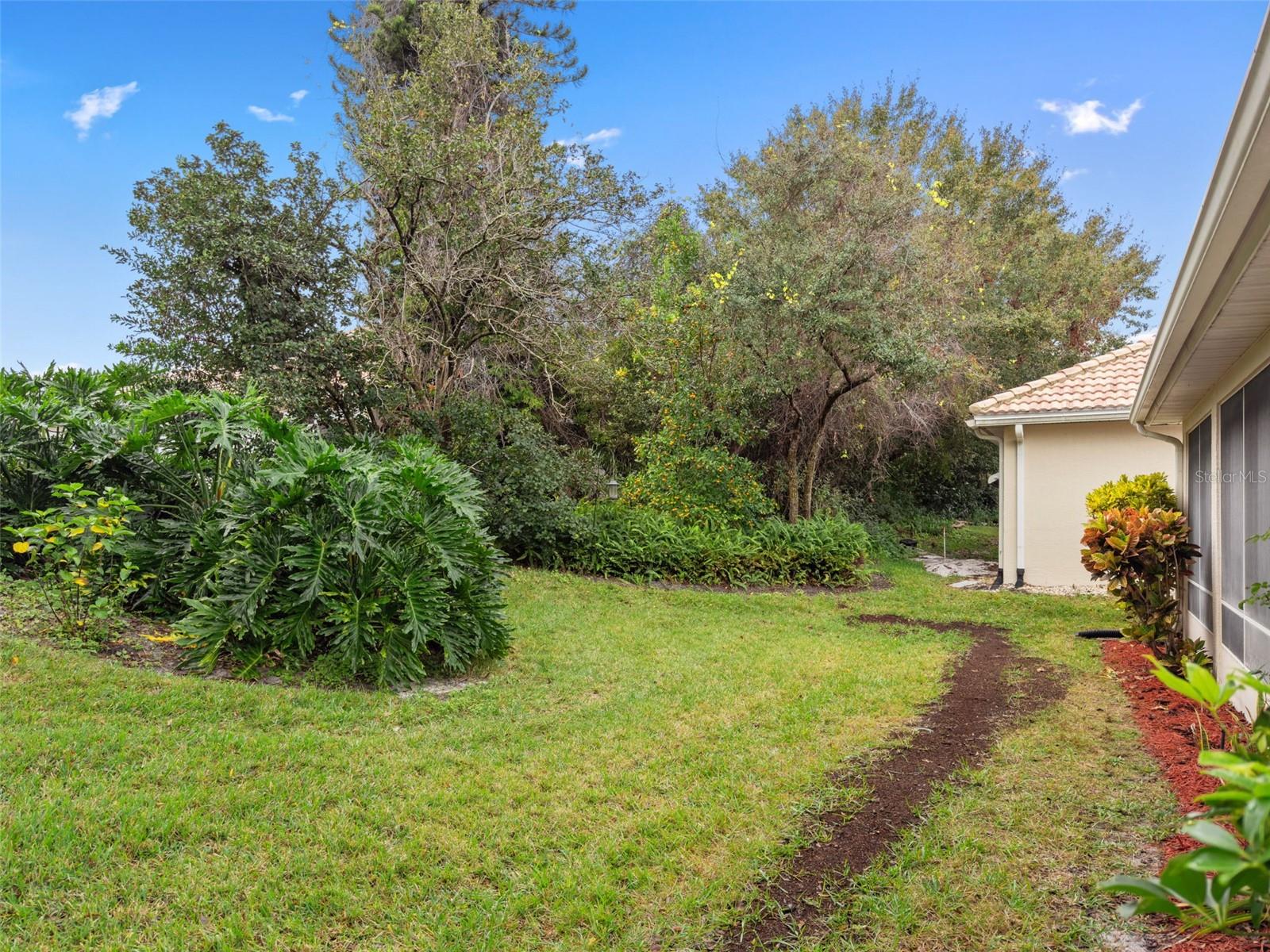 Image 34 of 43 For 321 Fernhill Drive