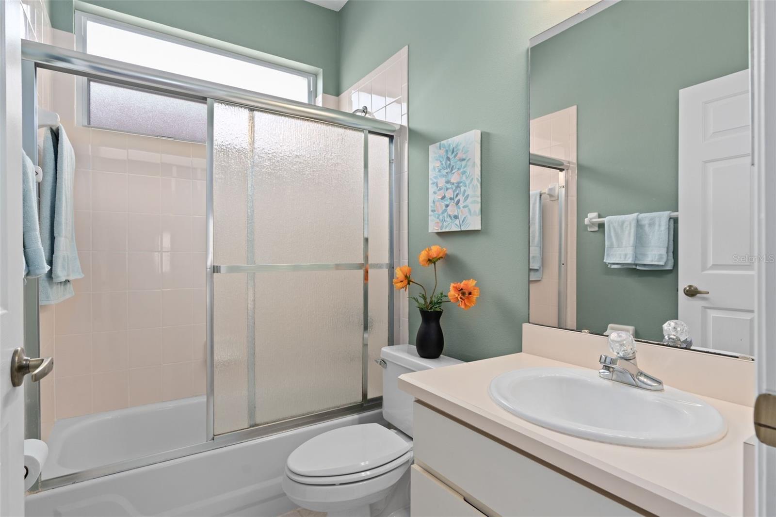 Image 7 of 43 For 321 Fernhill Drive