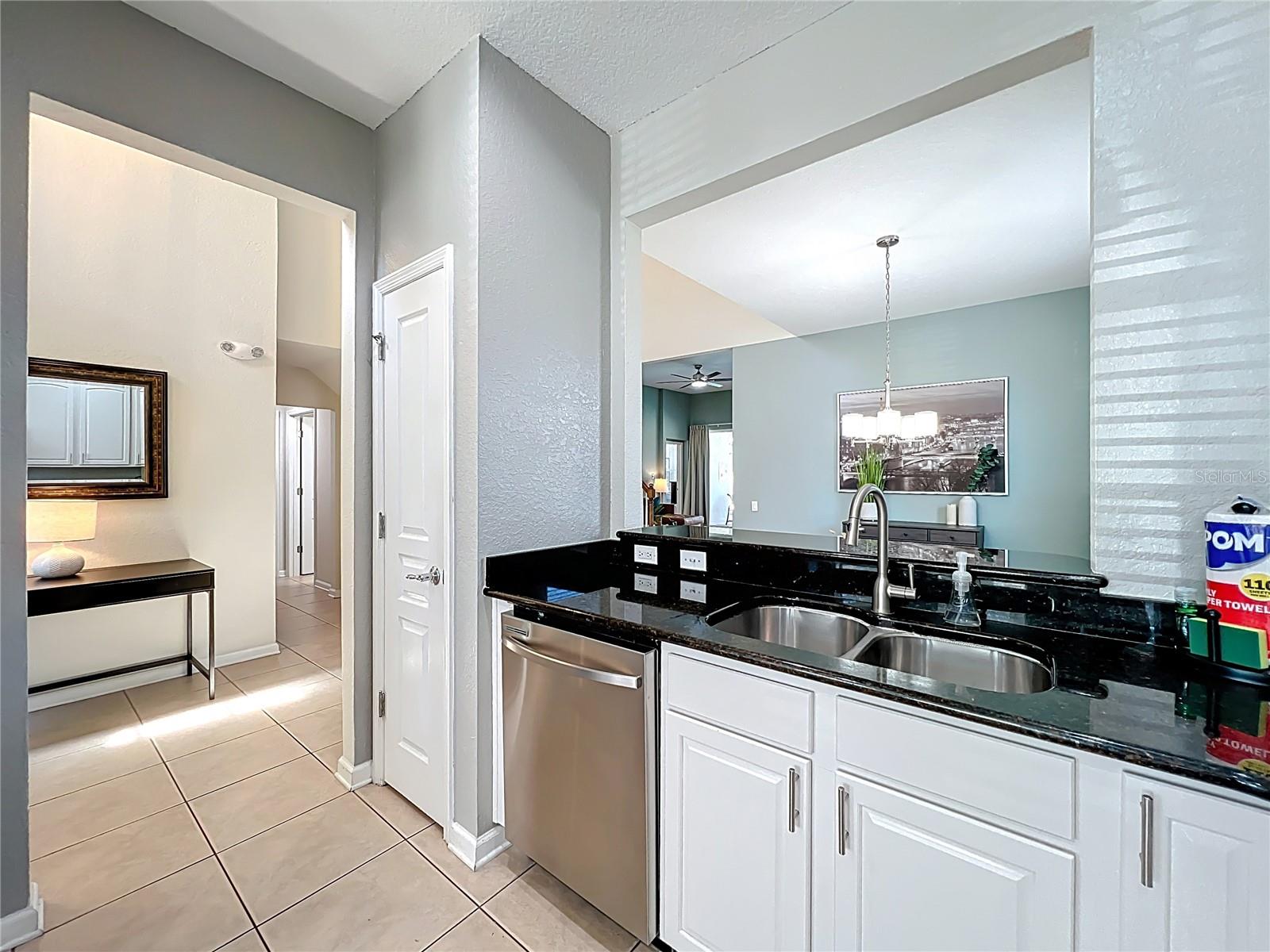 Image 10 of 100 For 7749 Teascone Boulevard