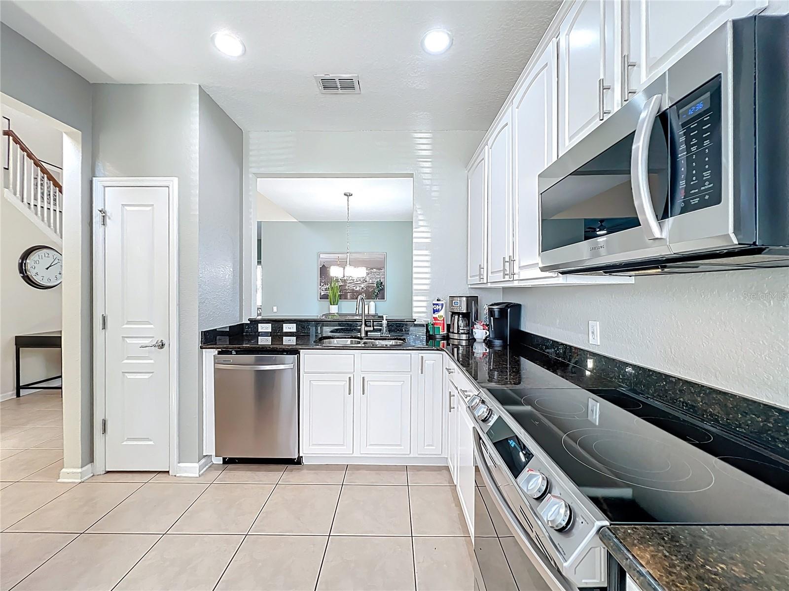 Image 11 of 100 For 7749 Teascone Boulevard