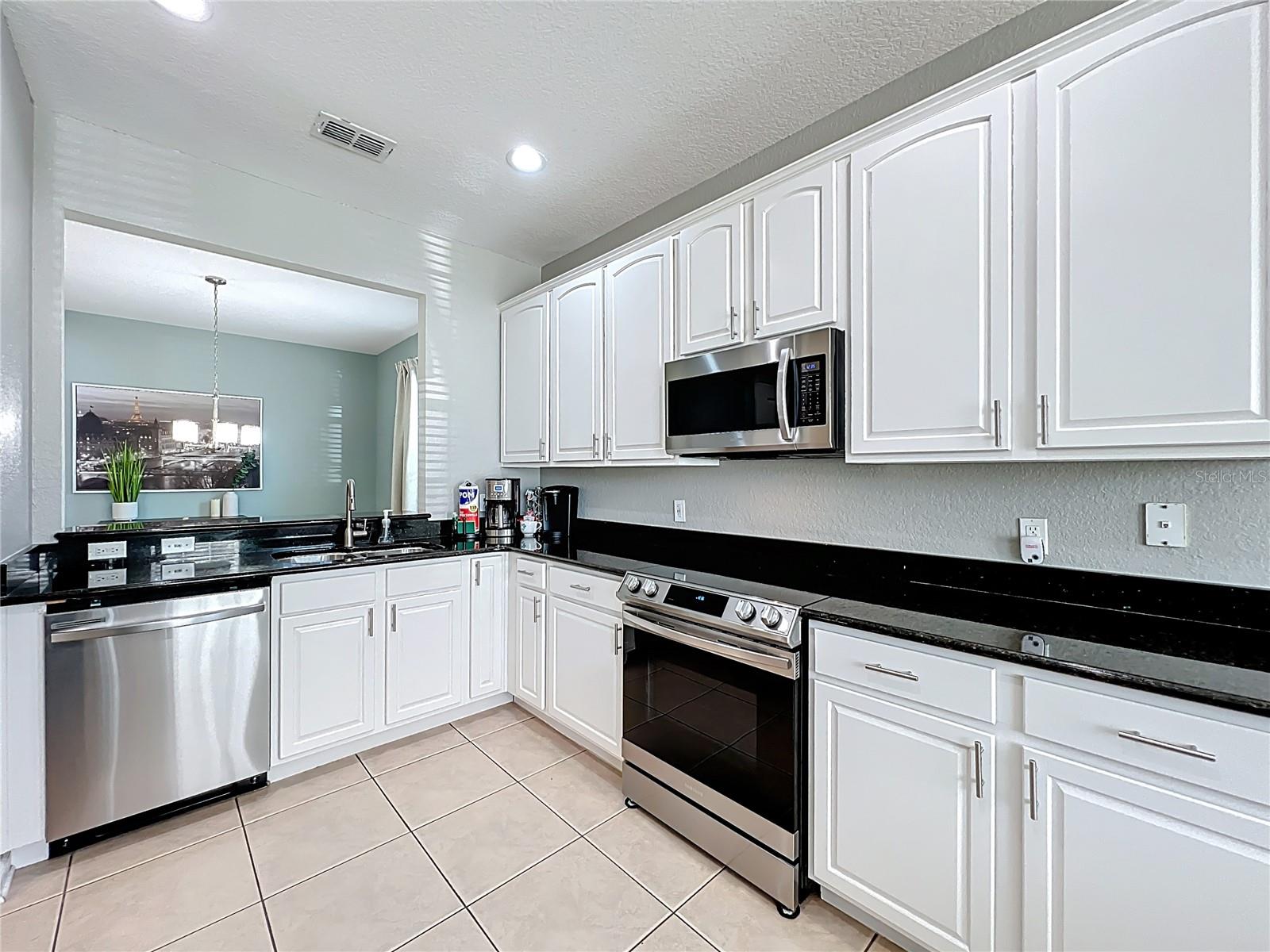 Image 12 of 100 For 7749 Teascone Boulevard