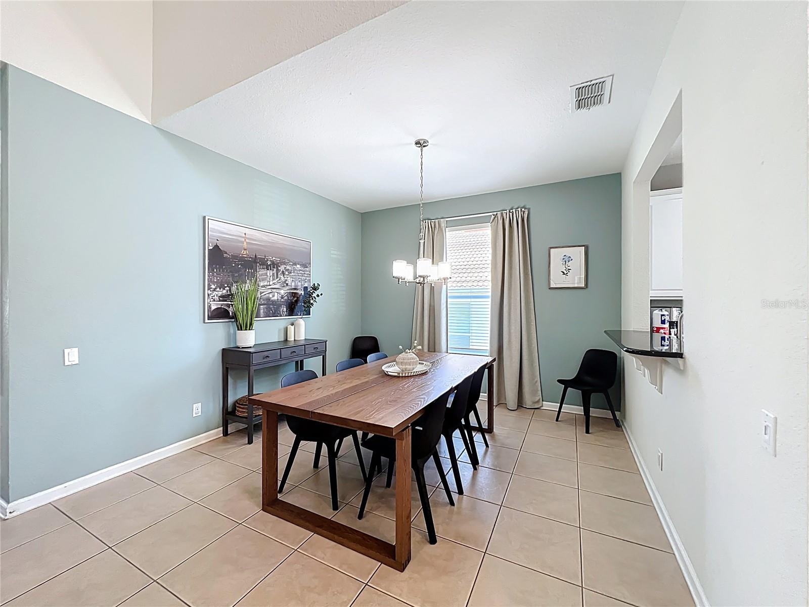 Image 19 of 100 For 7749 Teascone Boulevard