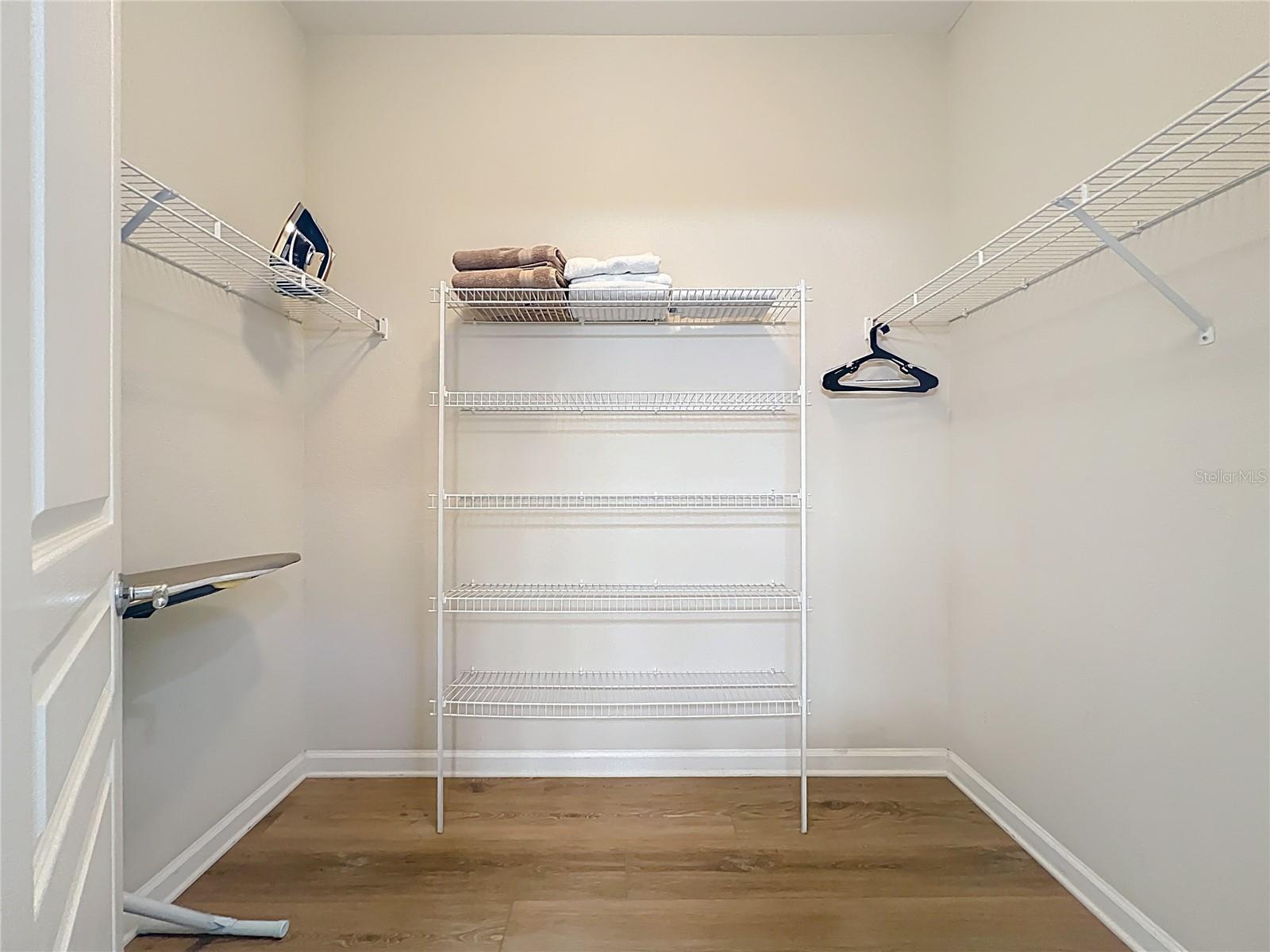 Image 42 of 100 For 7749 Teascone Boulevard