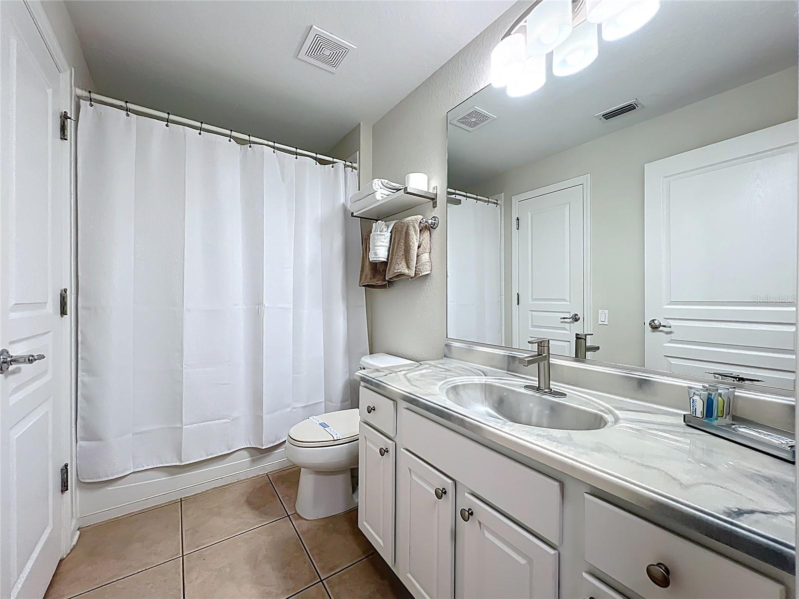 Image 54 of 100 For 7749 Teascone Boulevard