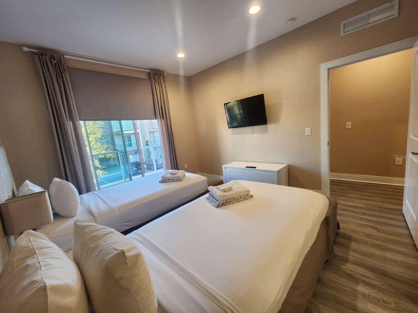 Image 25 of 49 For 3160 Pantanal Lane