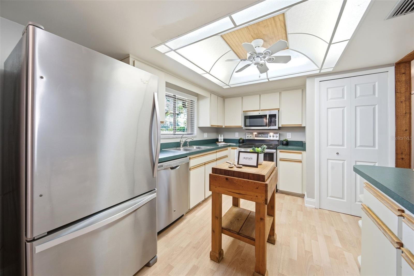 Image 10 of 29 For 542 Woodfire Way