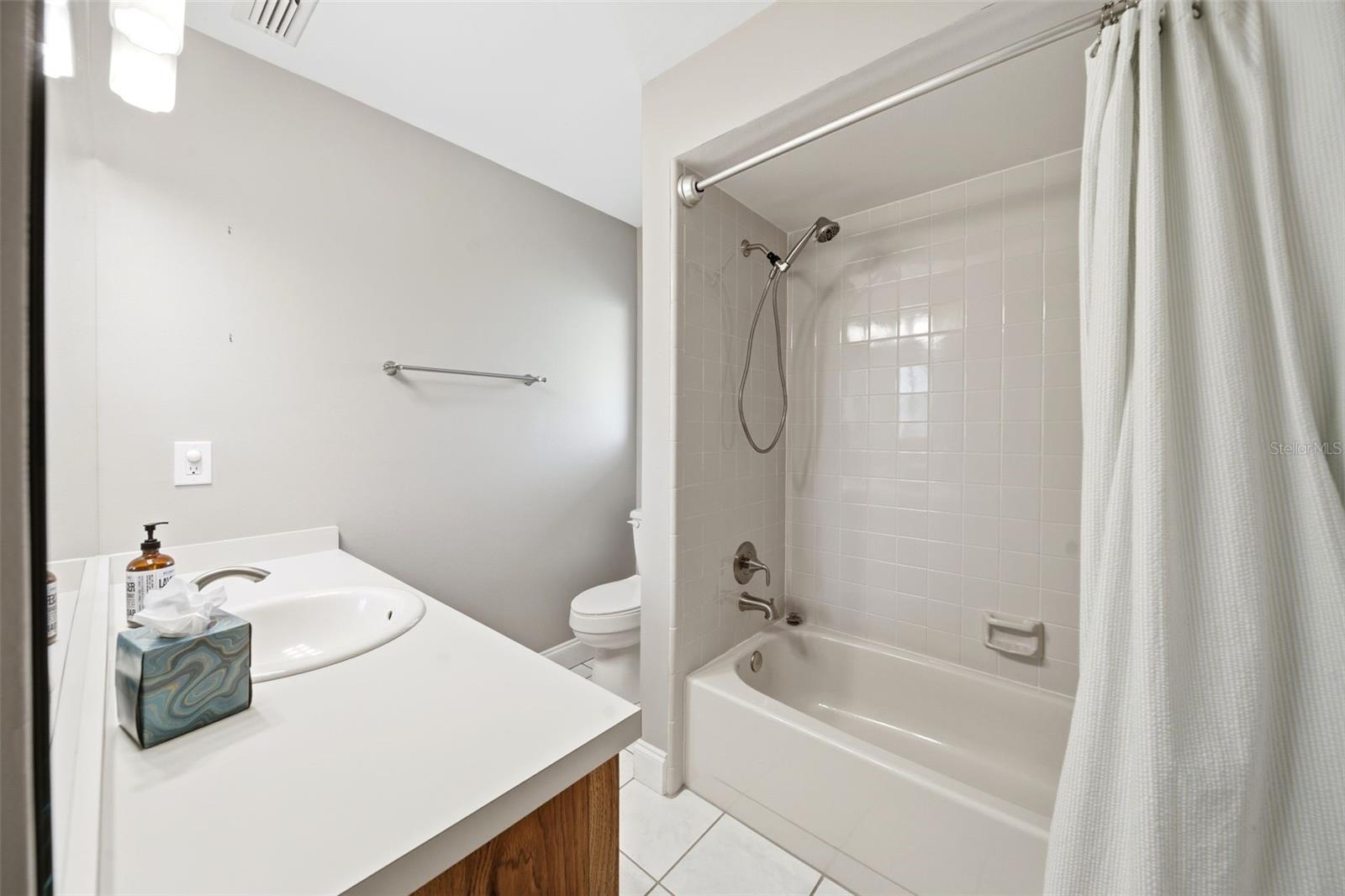 Image 13 of 29 For 542 Woodfire Way