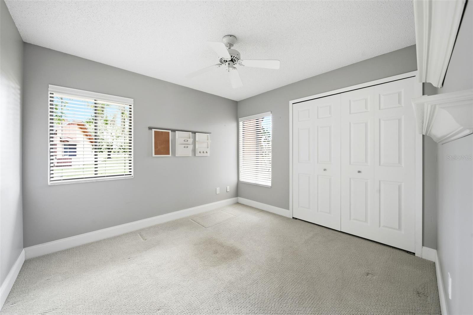 Image 17 of 29 For 542 Woodfire Way