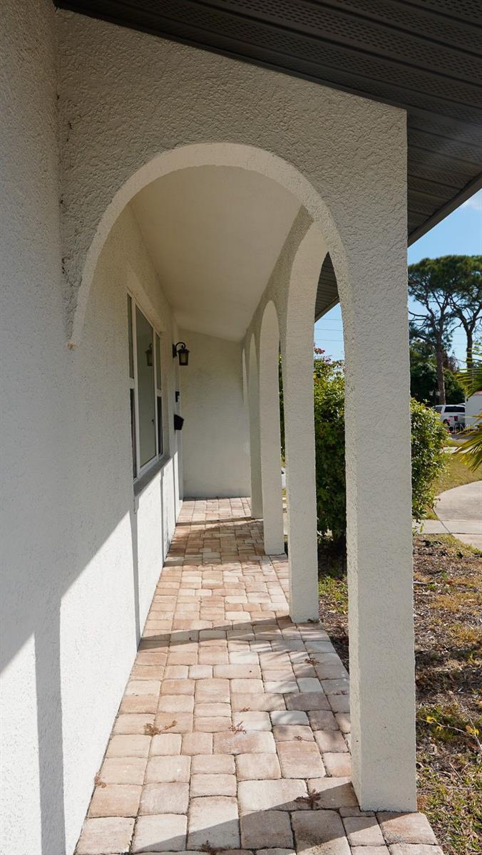 Image 4 of 62 For 2363 68th Ave S