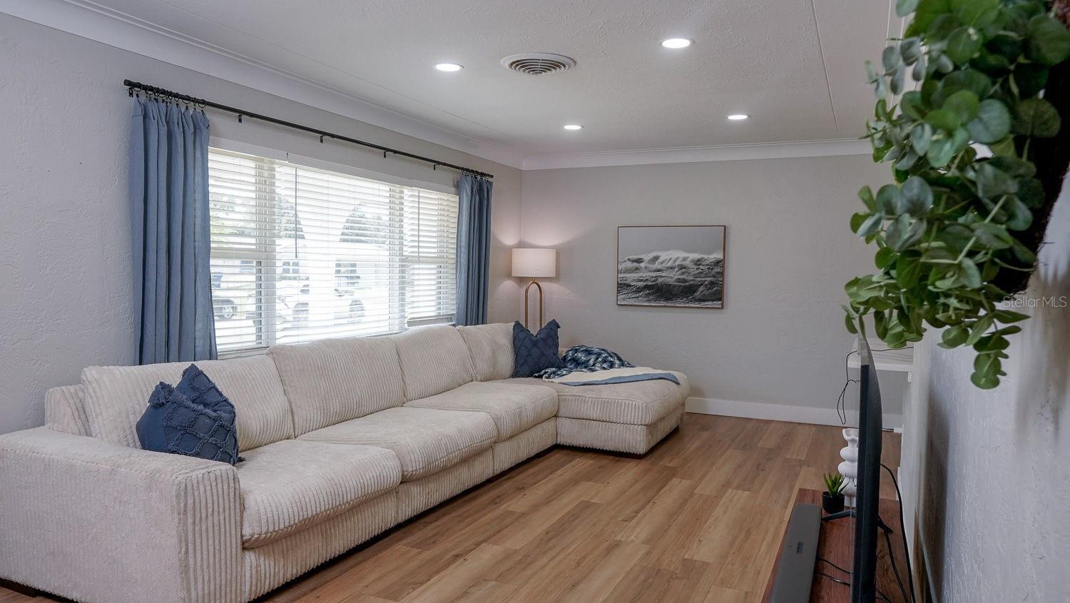 Image 7 of 62 For 2363 68th Ave S