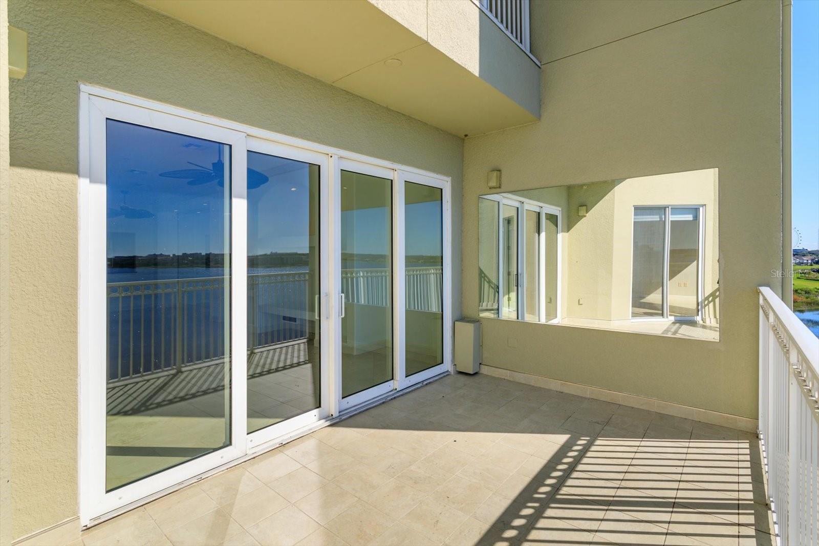 Image 19 of 31 For 8761 The Esplanade  31