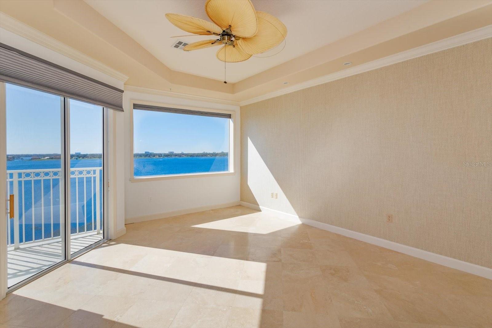 Image 21 of 31 For 8761 The Esplanade  31