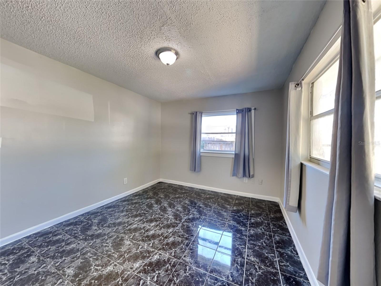 Image 9 of 15 For 1215 Lake Highland Drive