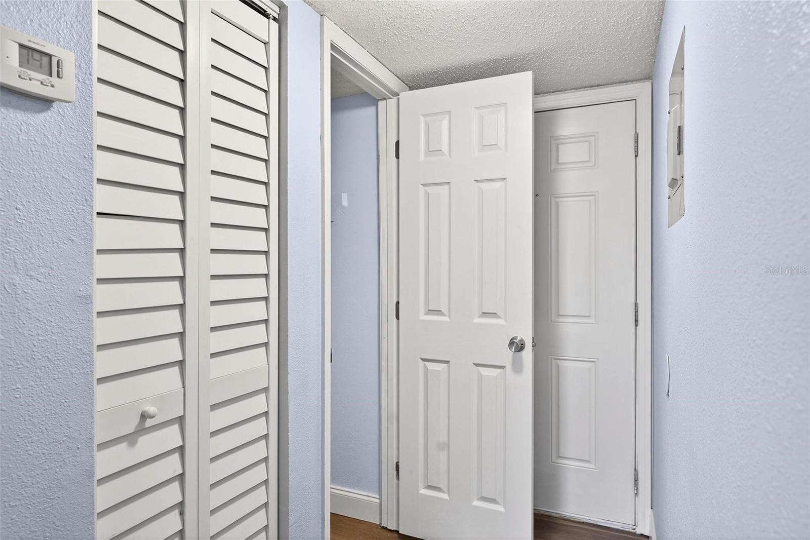 Image 16 of 35 For 4223 Semoran Blvd  1