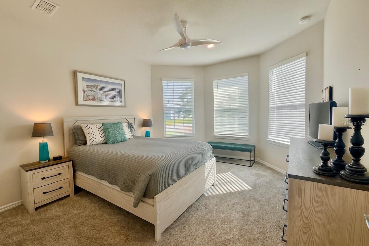 Image 13 of 51 For 10237 Coastal Shores Drive