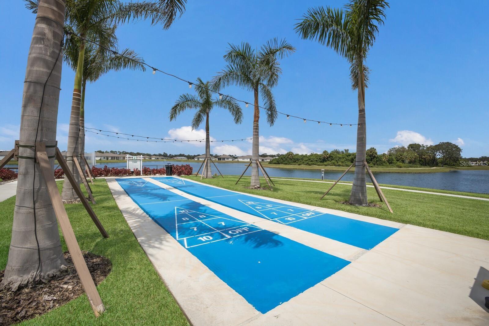 Image 44 of 51 For 10237 Coastal Shores Drive