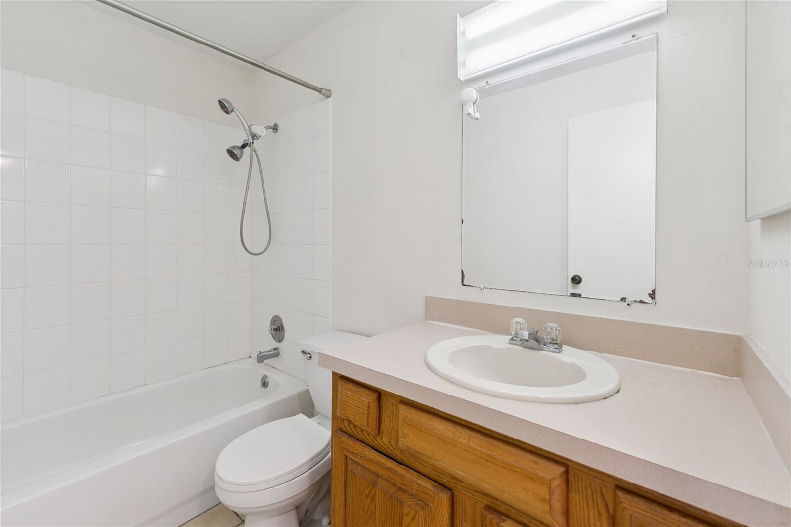 Image 15 of 18 For 9122 Tudor Drive M102