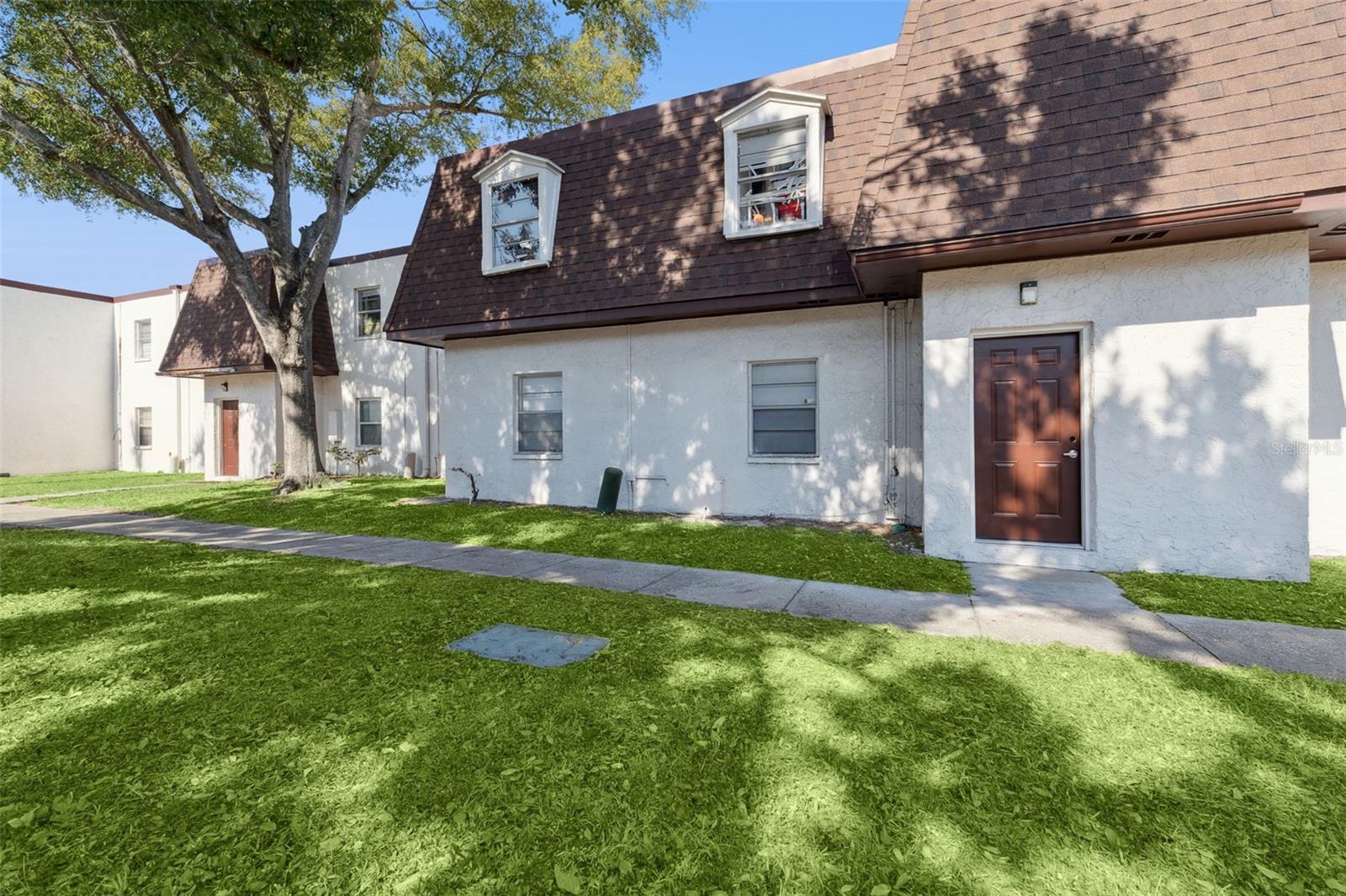 Image 16 of 18 For 9122 Tudor Drive M102