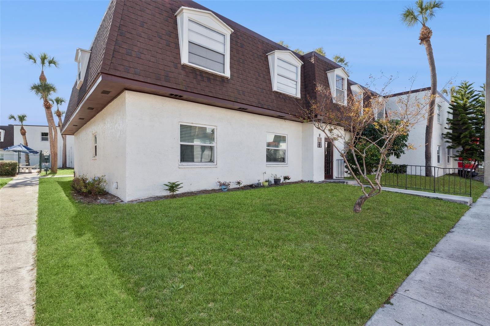 Image 2 of 18 For 9122 Tudor Drive M102