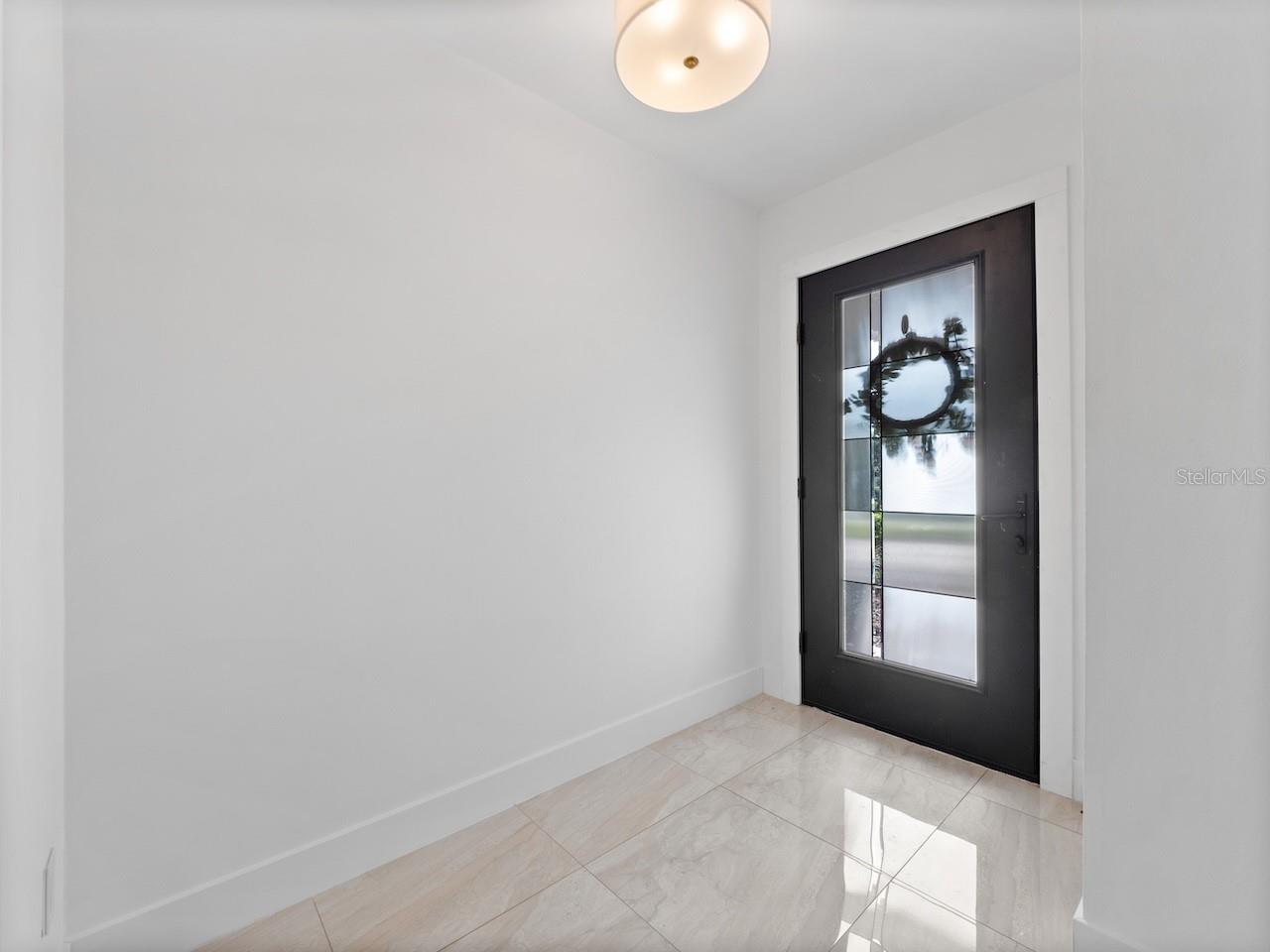 Image 12 of 42 For 5017 Pelleport Avenue