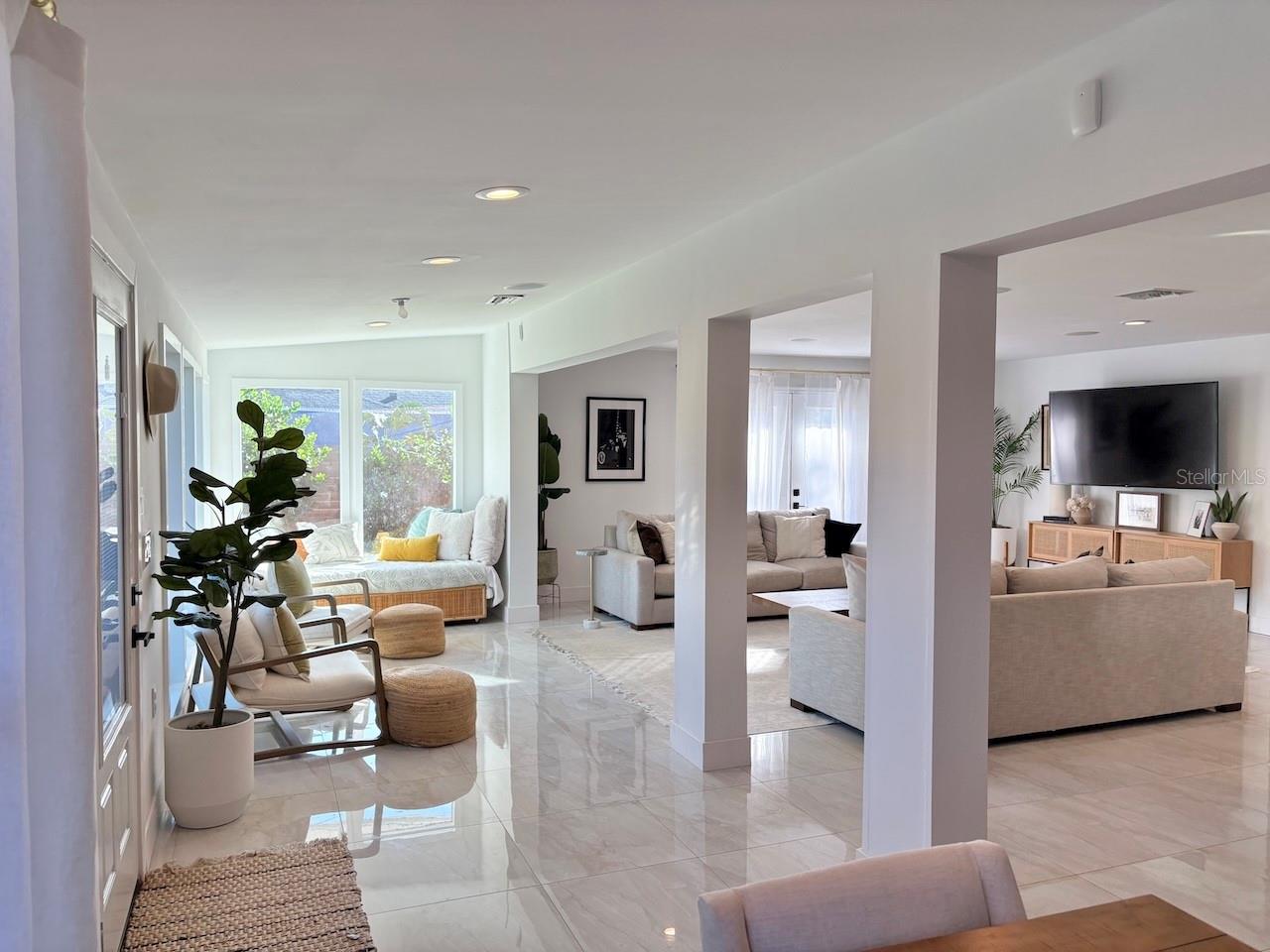 Image 39 of 42 For 5017 Pelleport Avenue