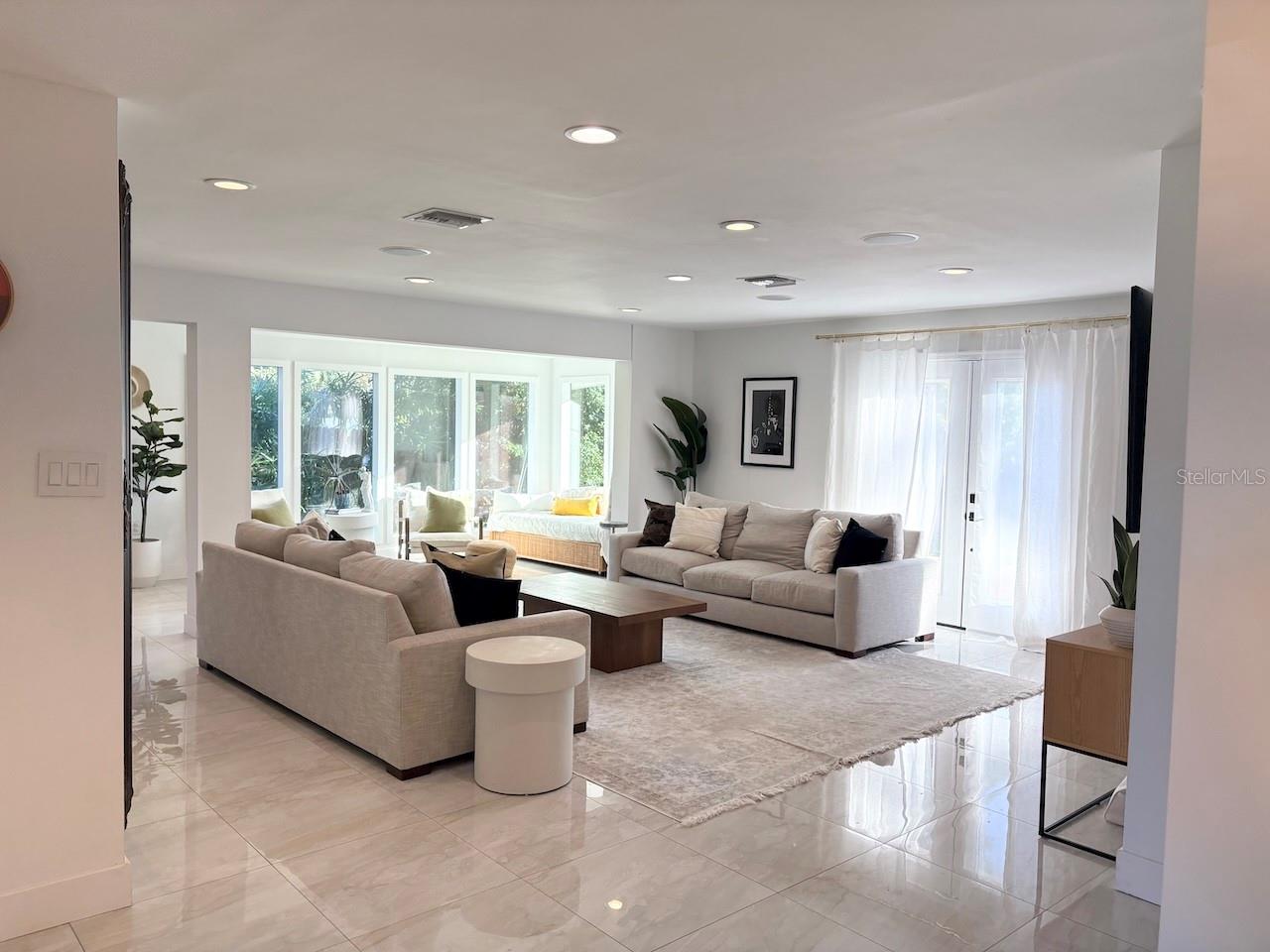 Image 42 of 42 For 5017 Pelleport Avenue