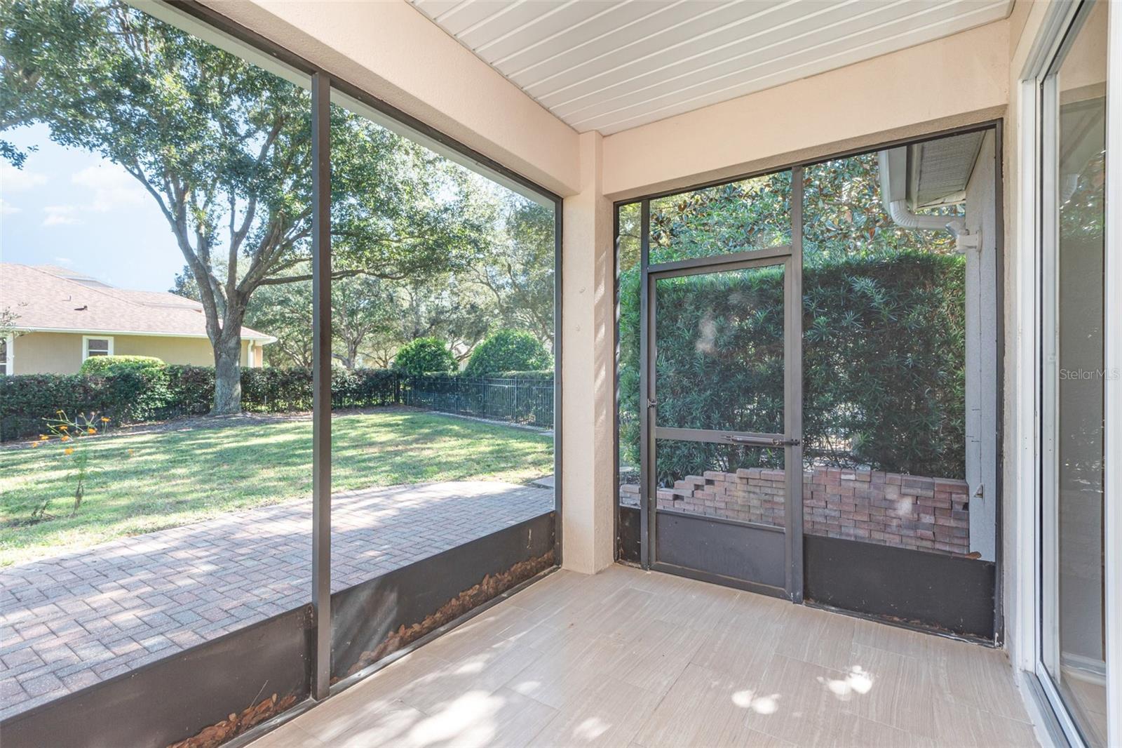 Image 24 of 27 For 409 Ridgeway Boulevard