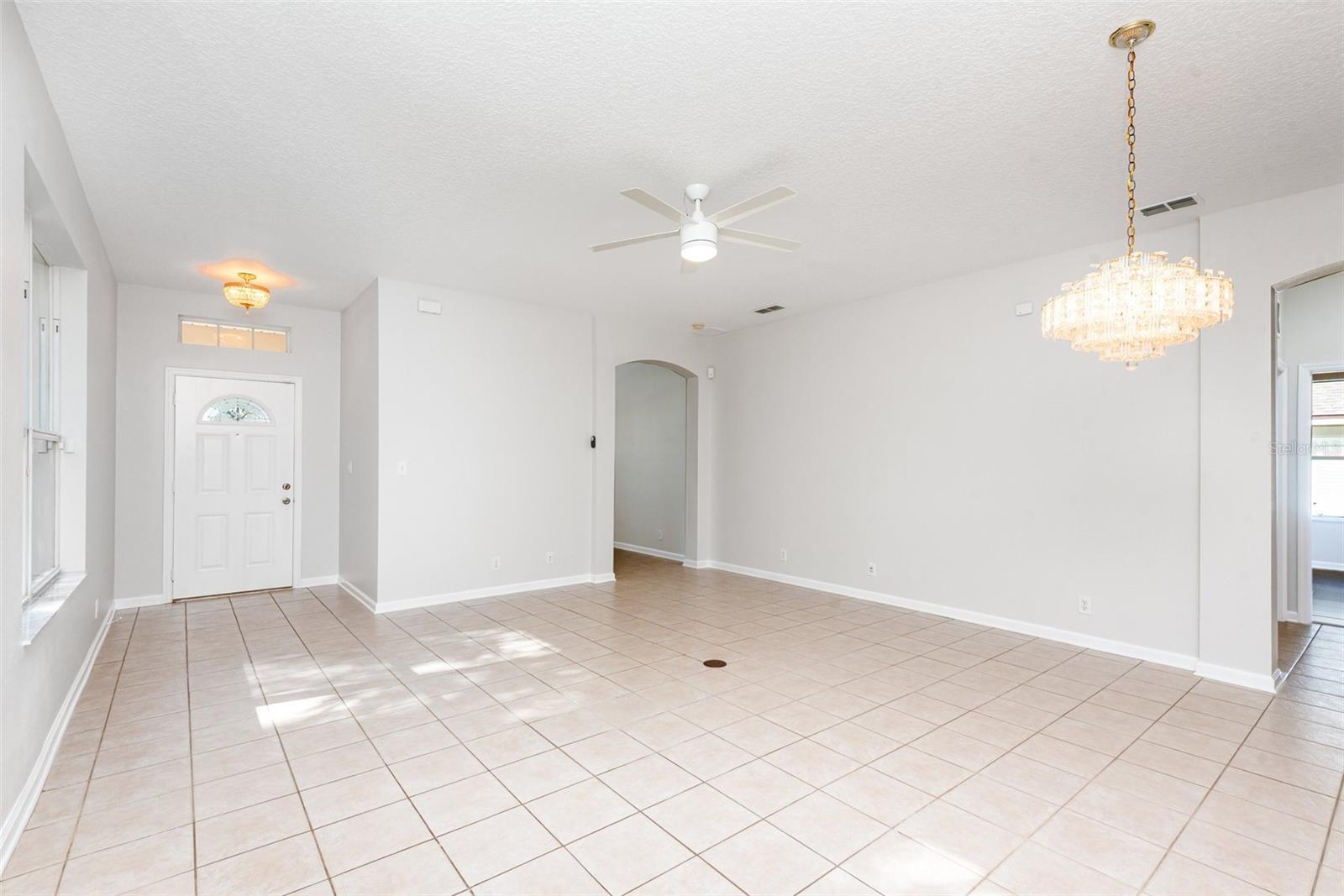 Image 4 of 27 For 409 Ridgeway Boulevard