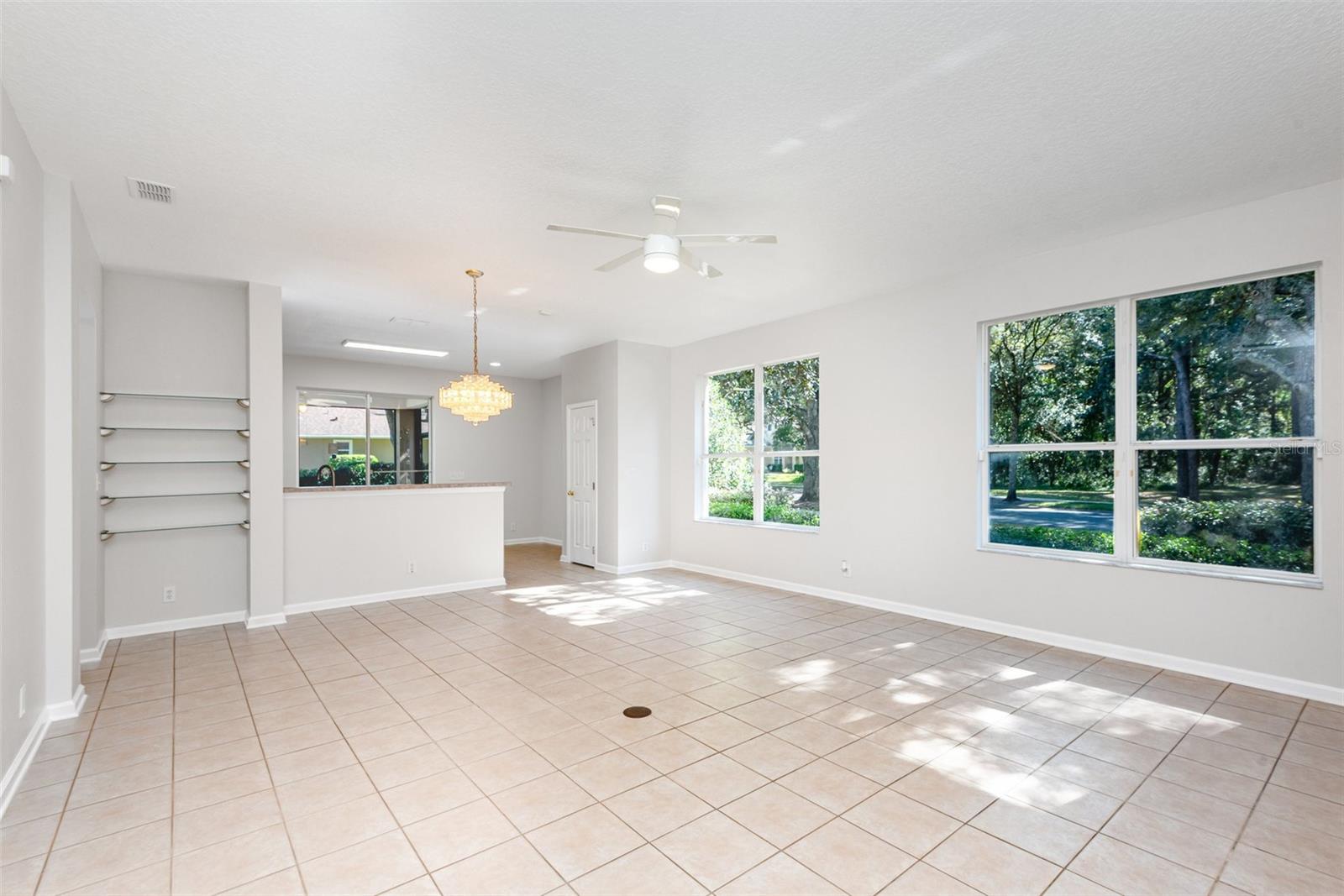 Image 6 of 27 For 409 Ridgeway Boulevard