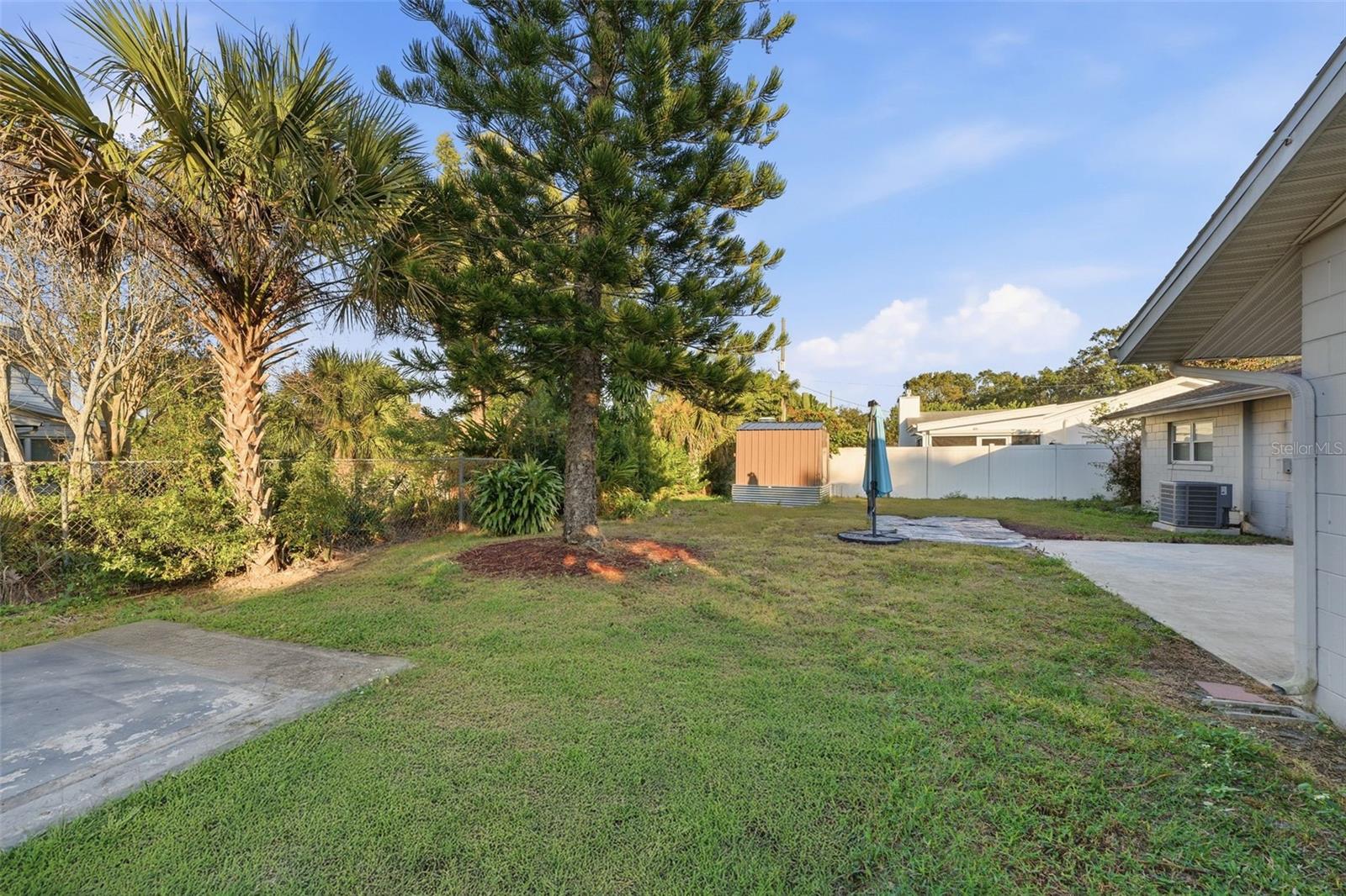 Image 22 of 24 For 4611 Cranston Place