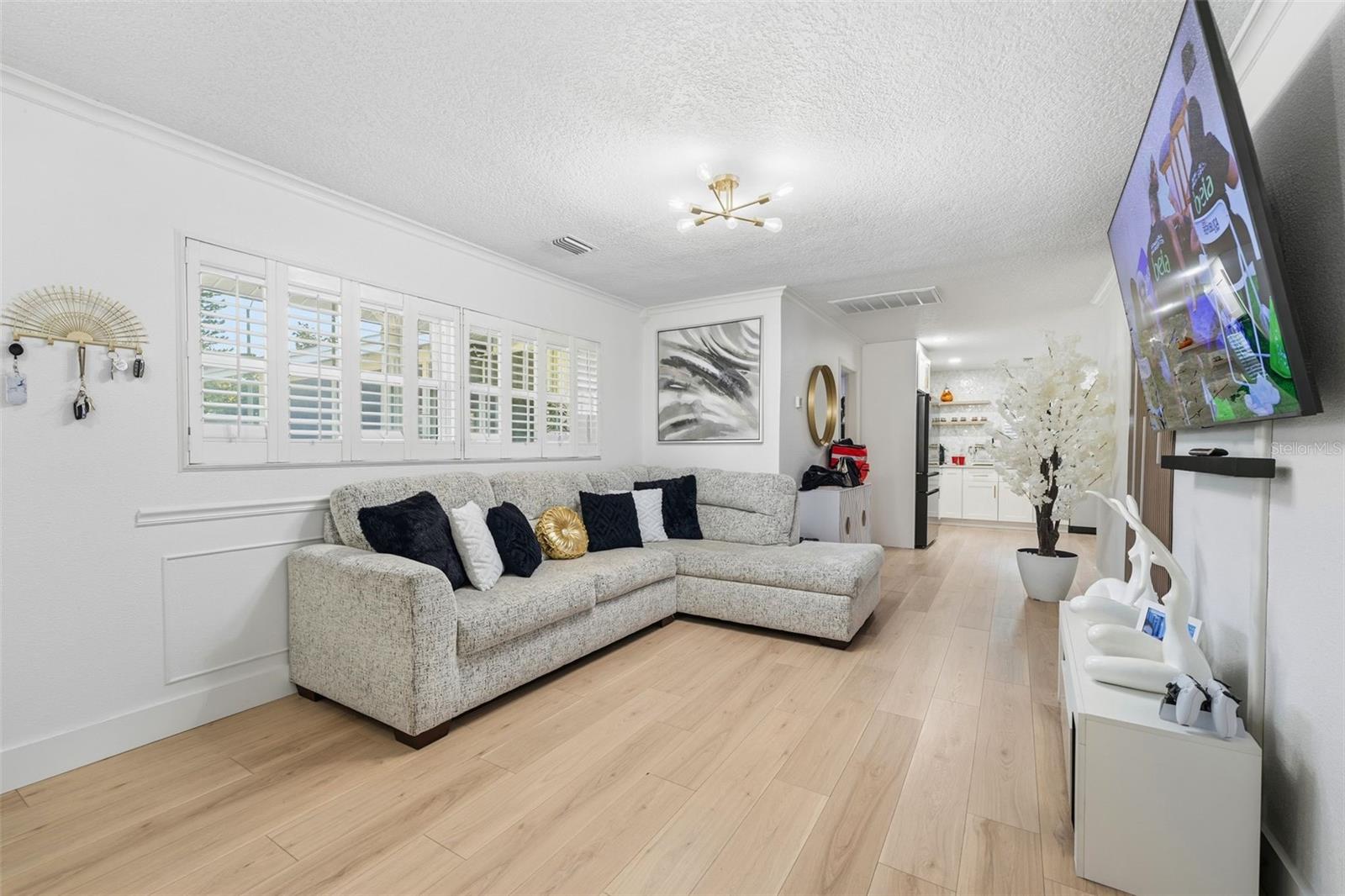 Image 9 of 24 For 4611 Cranston Place