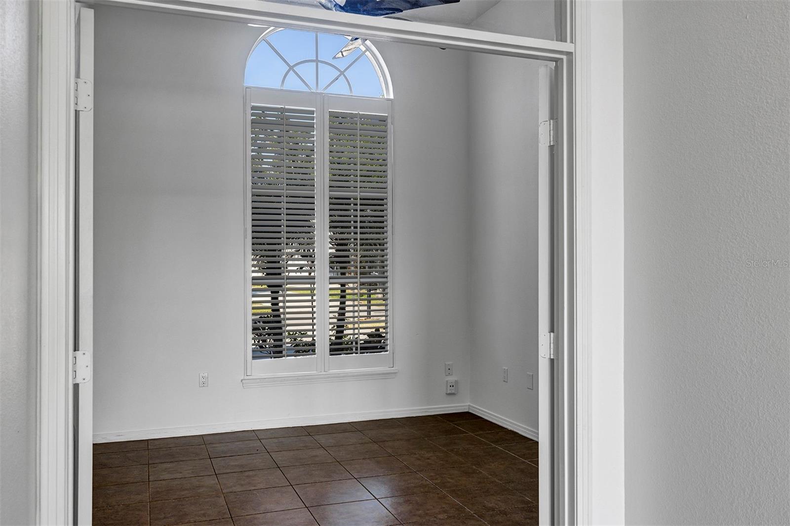 Image 18 of 76 For 3728 Hunters Isle Drive