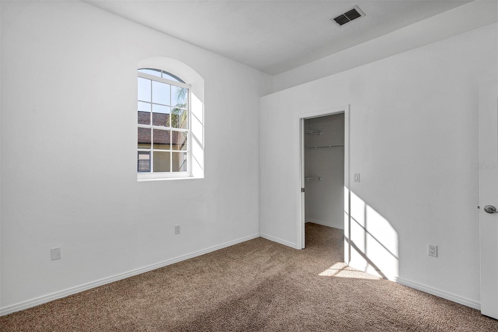 Image 42 of 76 For 3728 Hunters Isle Drive