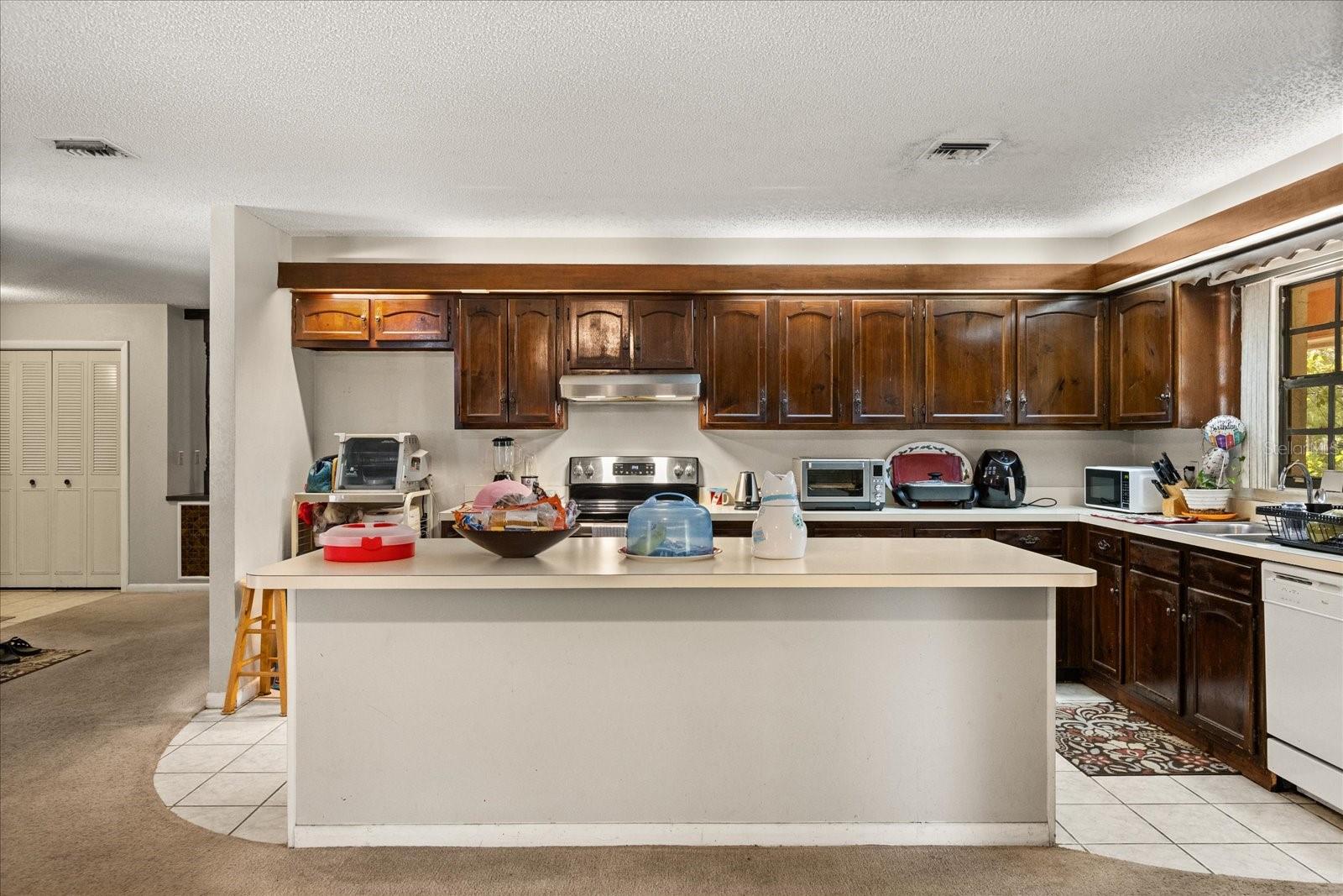 Image 3 of 44 For 3905 Se 7th St