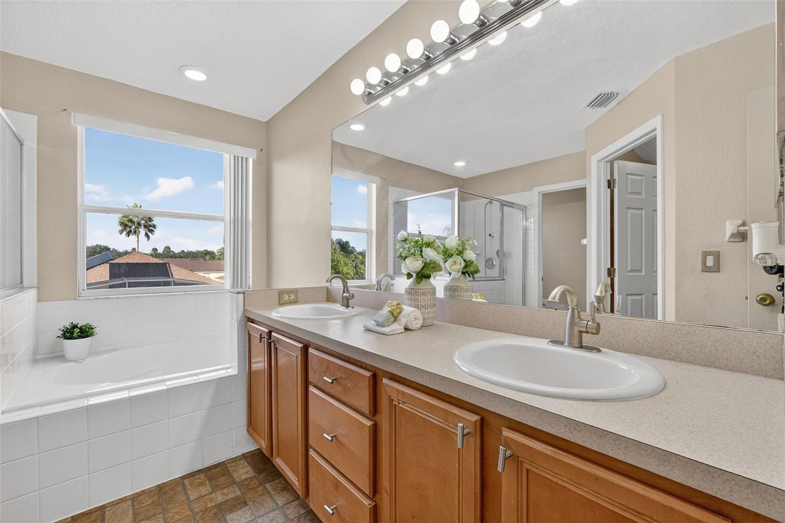 Image 34 of 92 For 4921 Casa Vista Drive