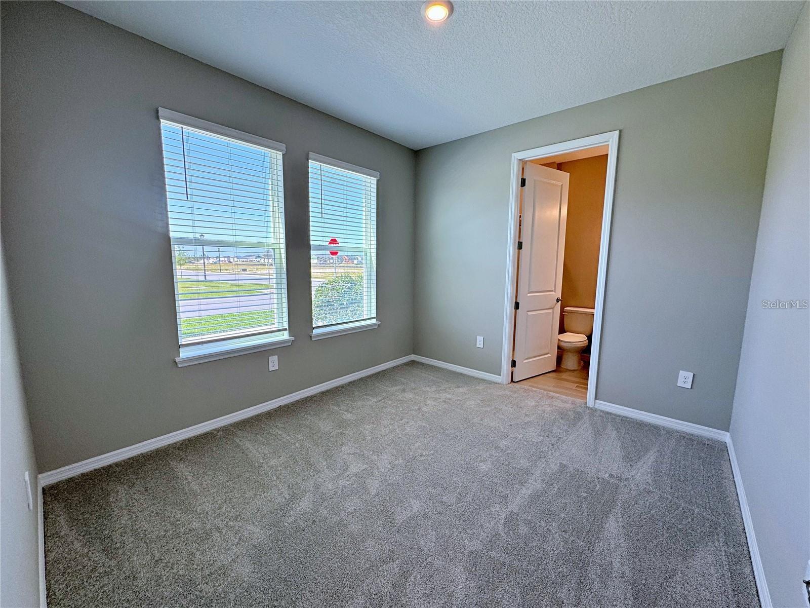 Image 11 of 33 For 15189 Summer Harvest Street