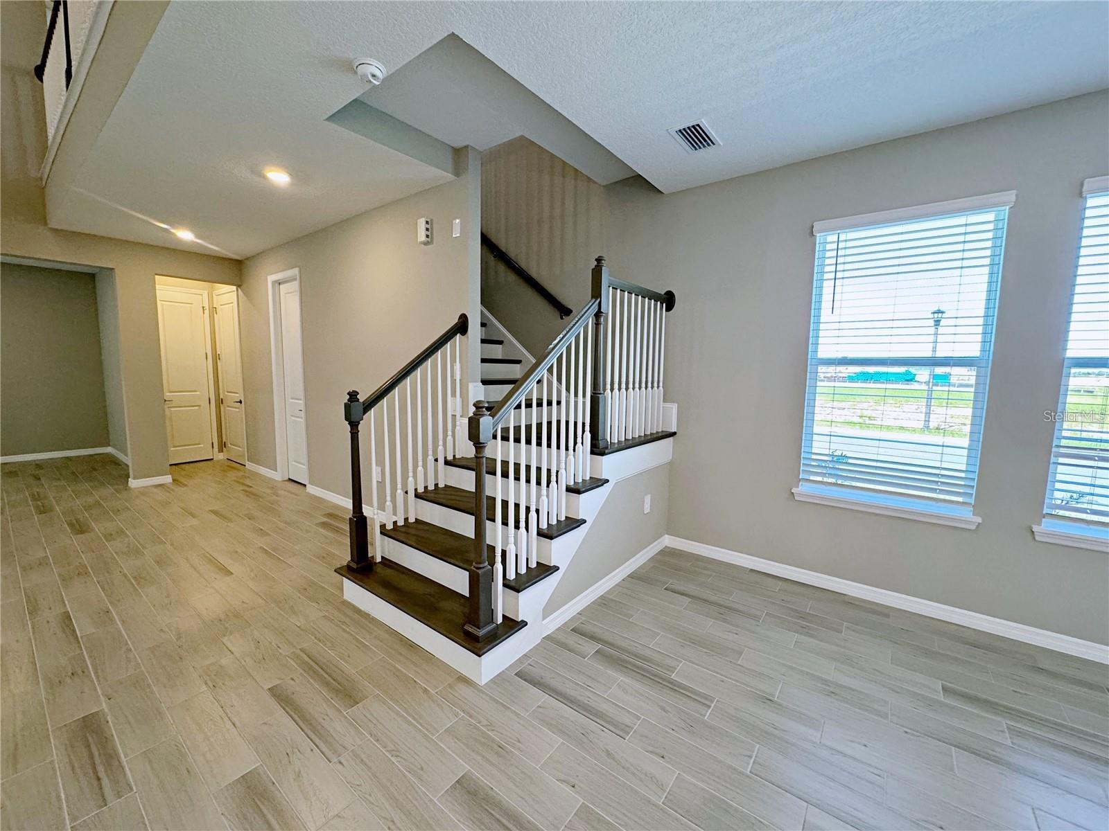 Image 16 of 33 For 15189 Summer Harvest Street