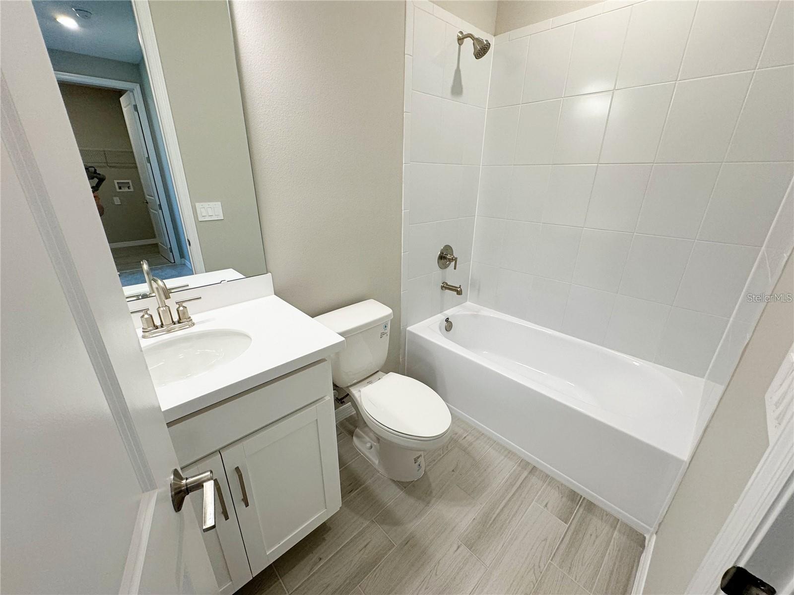 Image 26 of 33 For 15189 Summer Harvest Street