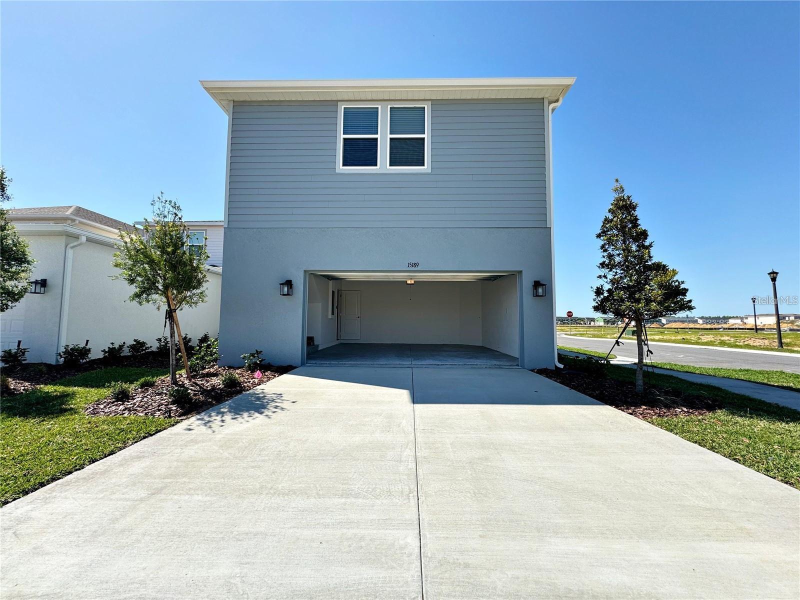 Image 28 of 33 For 15189 Summer Harvest Street